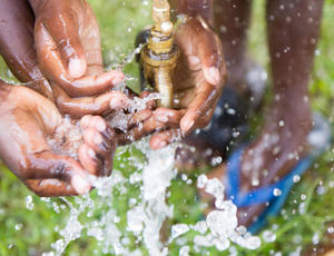 Accès à l'eau © Adam Ján Figeľ